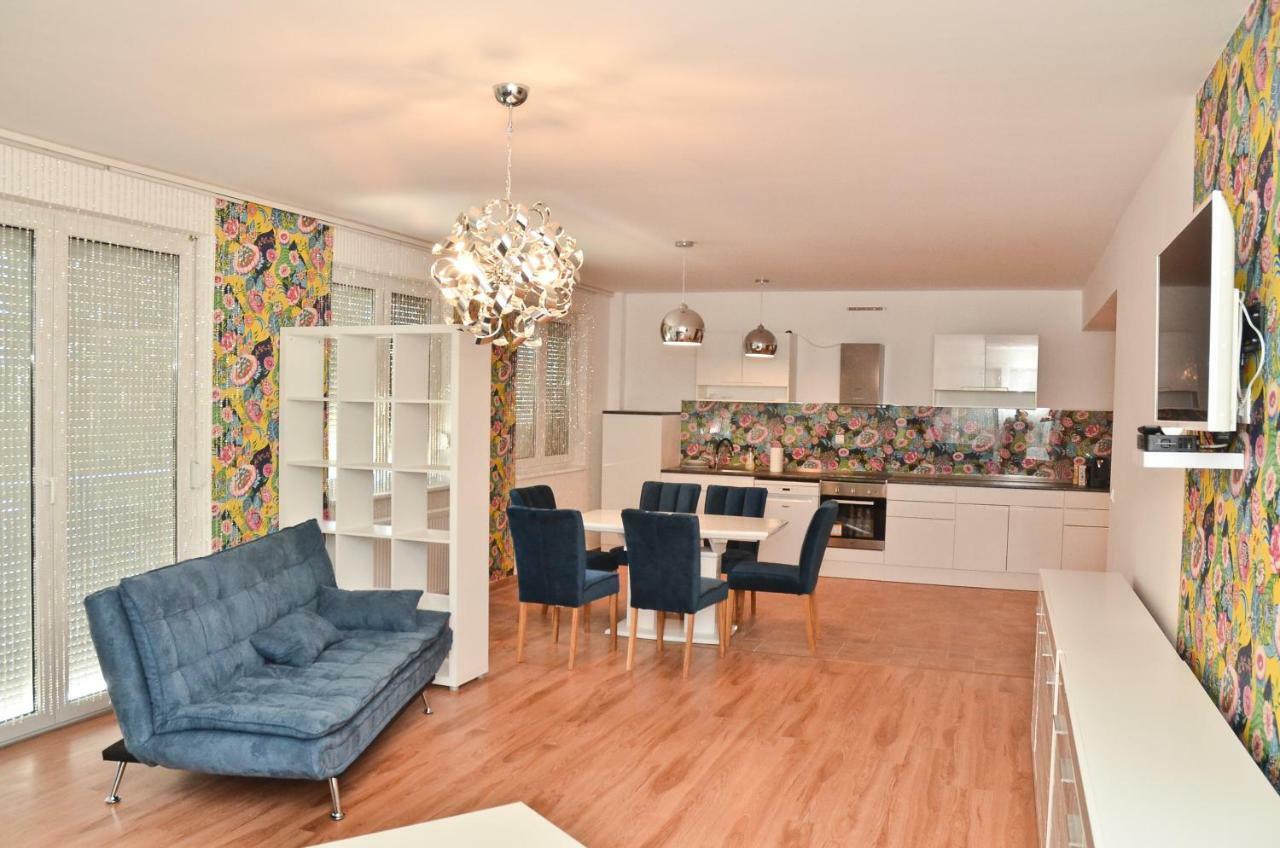 Diamond House Apartment Hajduszoboszlo Bagian luar foto